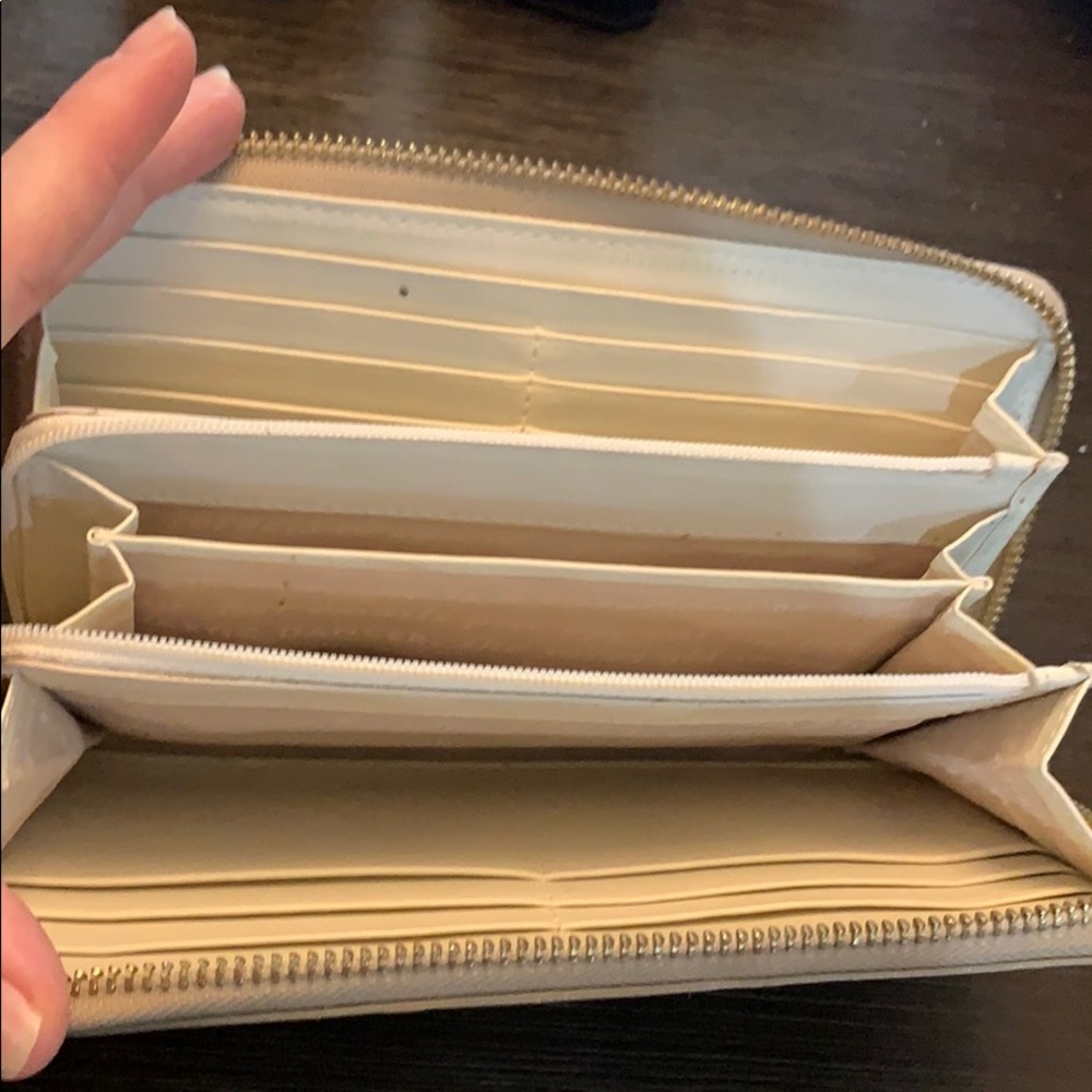 Gold wallet - Picture 3 of 3